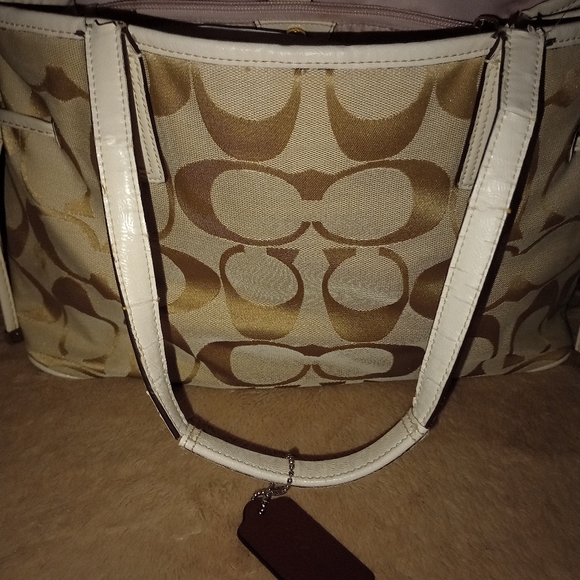 Coach Signature Stripe Framed Carryall - Picture 10 of 16